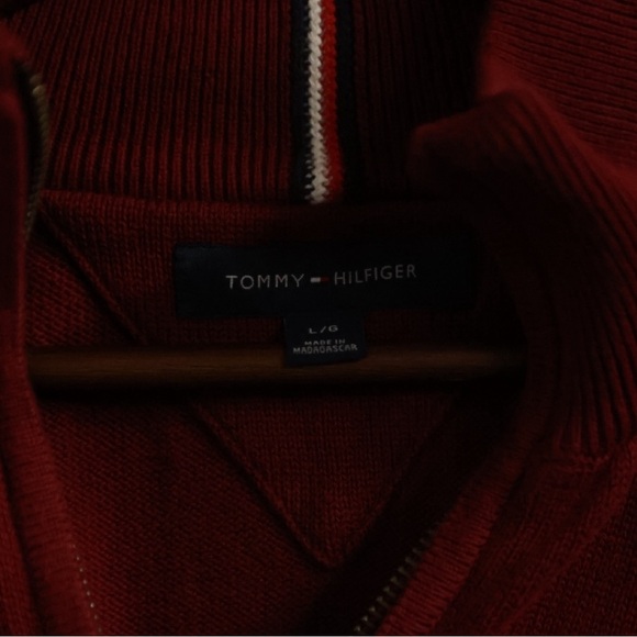 Tommy Hilfiger Red Quarter-Zip Sweater Men’s Large - Picture 3 of 3